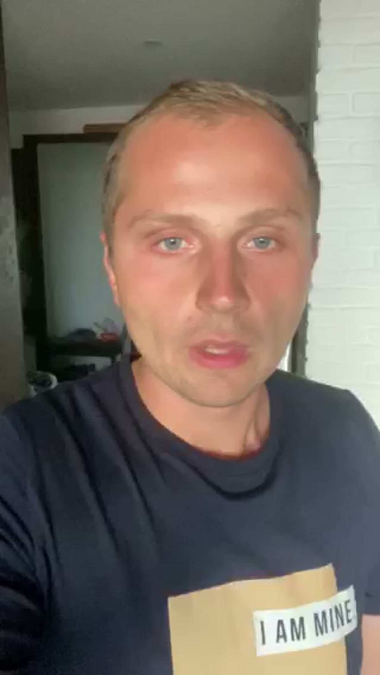 Постер відеовідгуку клієнта з Ужгород