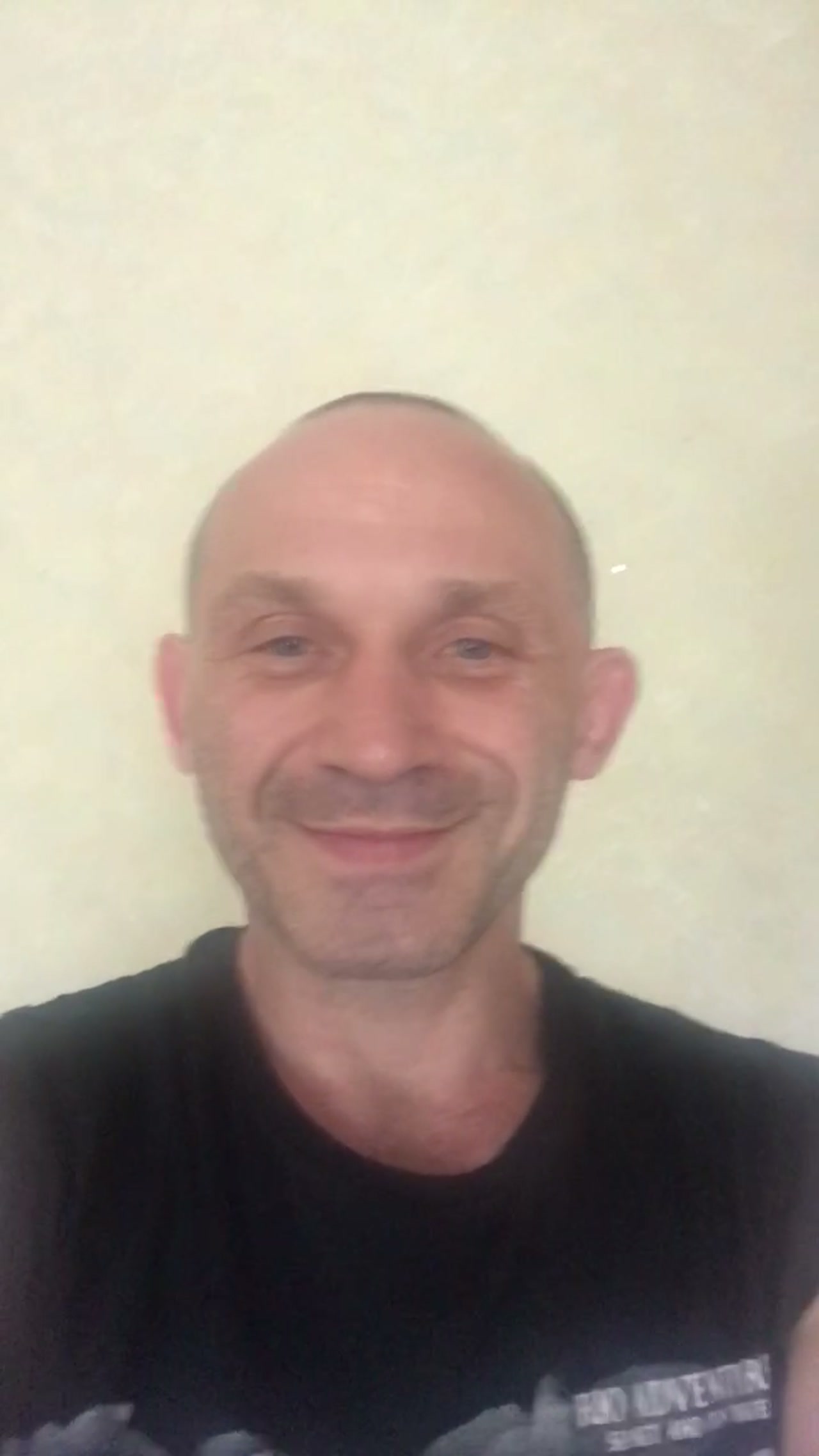Постер відеовідгуку клієнта з Рівне